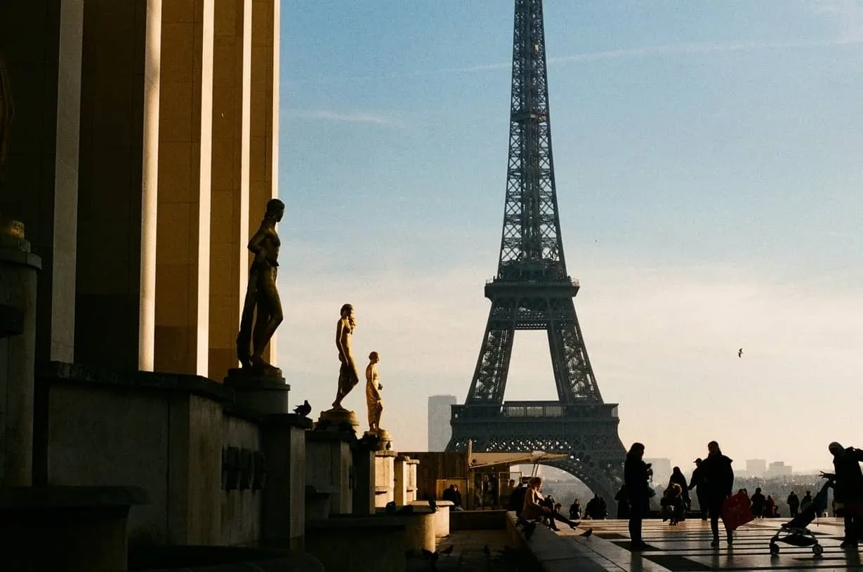 Vivir en París vs Nueva York: Comparado